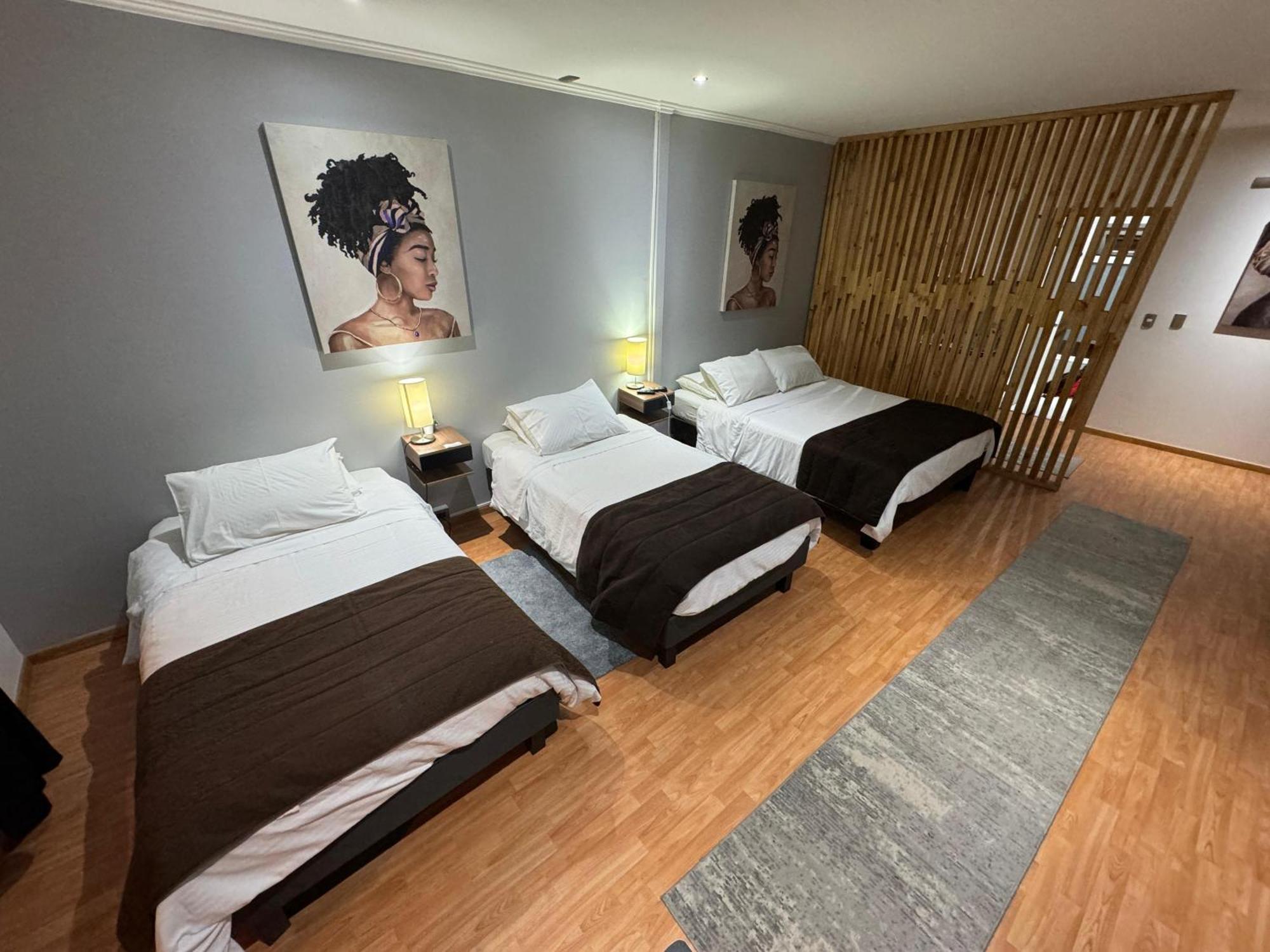 Hotel Mackenna *
