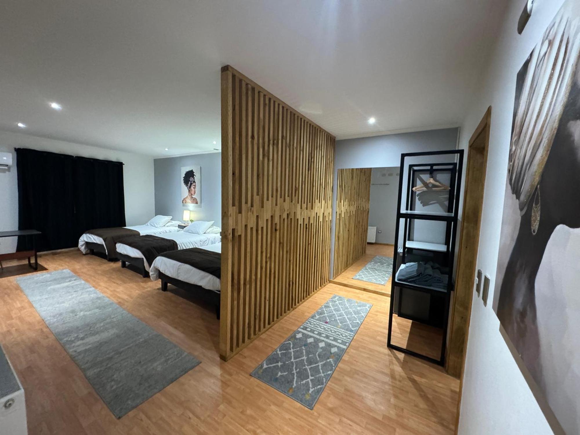 Mackenna Hotel *