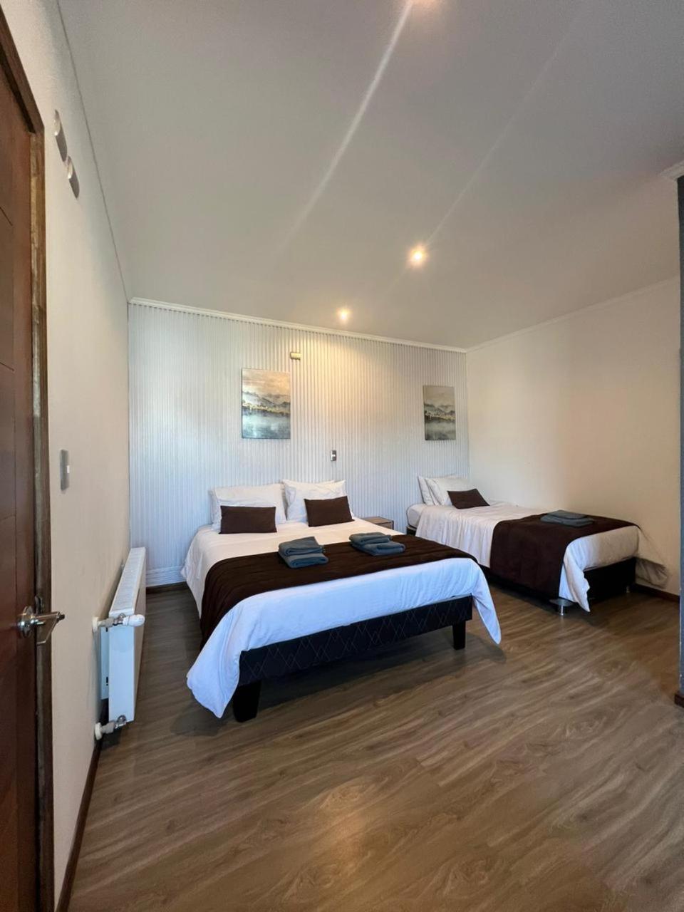 Mackenna Hotel *